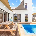Villa Aelia - 3 Chambres - Piscine Privee.