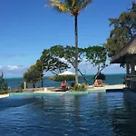 Spacious 3-Bedroom Penthouse With Sea Views In Azuri Mauritius