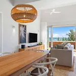 Aqua Serena - Luxury Beachfront Penthouse