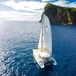 Catamaran Z\'Ile Cruise