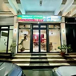 Latanier Beach Hotel