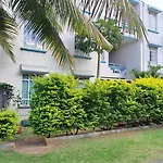 Allamanda Apartments - 100M Bain Boeuf Beach