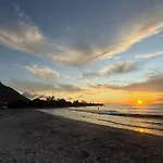 Les Fleurs Du Tamarin Beachfront Residences