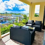 Paradise Triplex