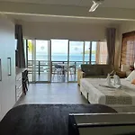 Blue Reef Blue Bay