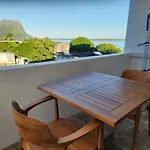 Aa Sea-View And Mountain View Apartment