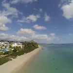 Villasun Seafront Apart At Capouest