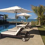 L\'Escale Beachfront Residences