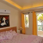 Villas Right On The Beach Belle Mare