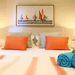 South Reef Luxury Apartments