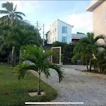 Turquoise Bay Beach Apartments Trou D\'Eau Douce