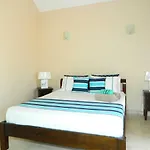Ariel Beach Villa*