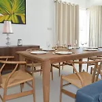 Rose Des Sables Beachfront Apartments