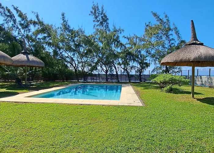Clair De Lune - Private 2 Bedrooms Beachfront Villa