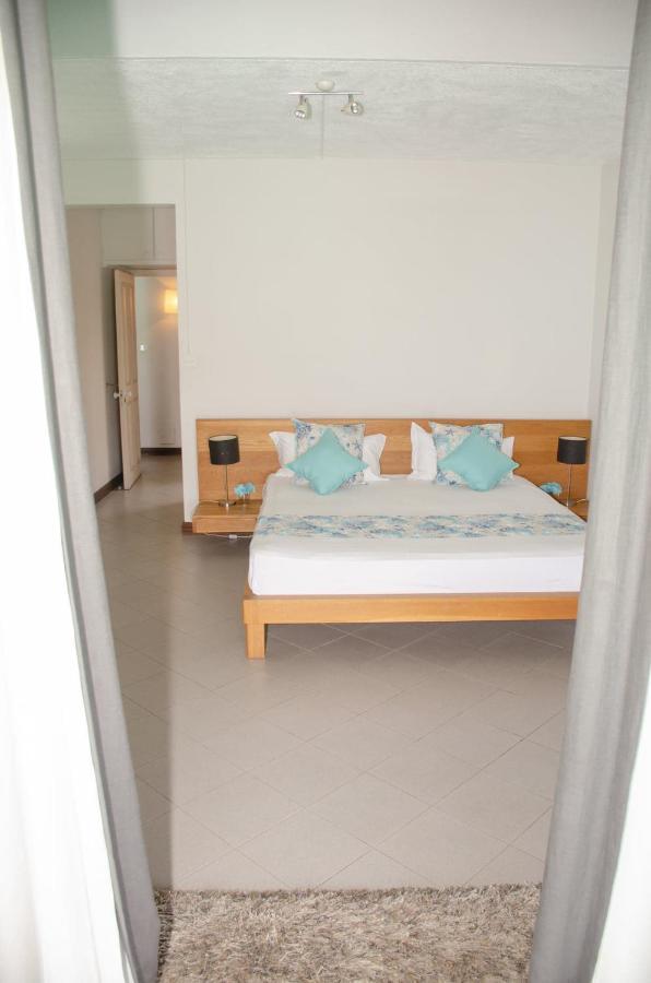 Exclusive Penthouse With Paradise Sea View Apartment