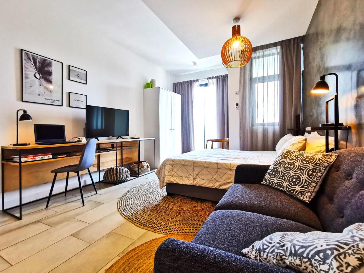 Avya's 113 At Ebene Square, Ebene Apartment Quatre Bornes