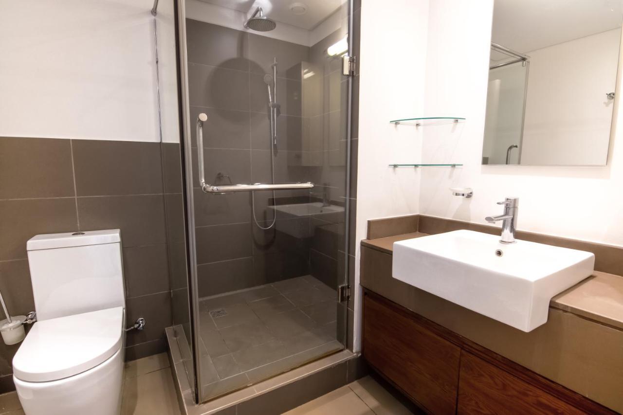 Azuri Ocean Village - Elegant 3-bedroom With Private Garden, & Pool Access In Holiday home