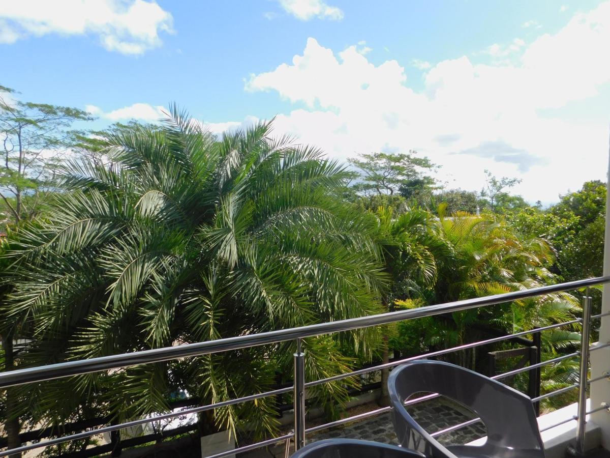 Joubarbe Holiday home *