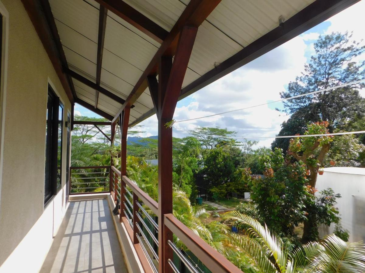 Holiday home Joubarbe