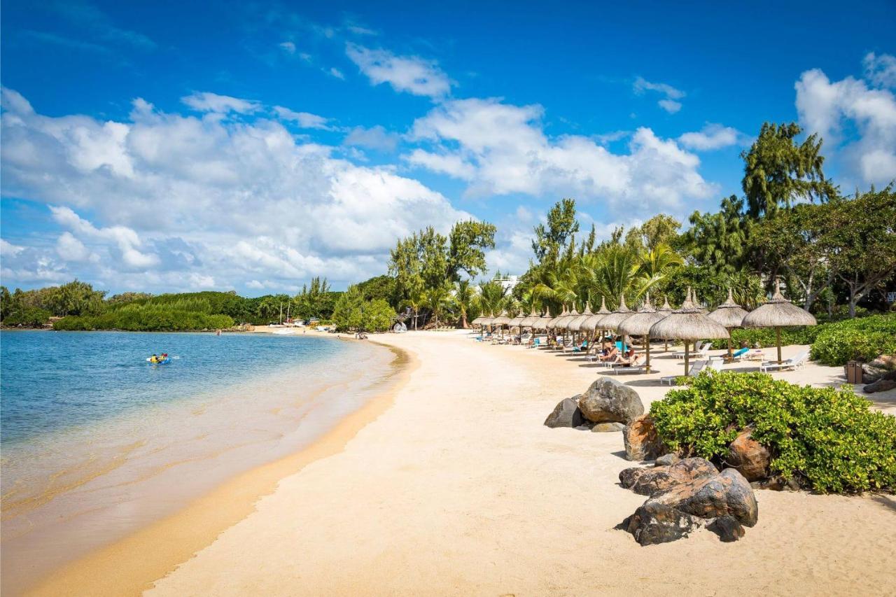 Azuri Ocean Village - Elegant 3-bedroom With Private Garden, & Pool Access In * Roches Noires