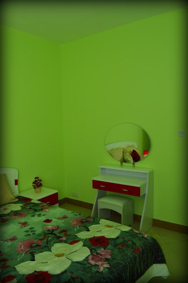 Niv Guest house