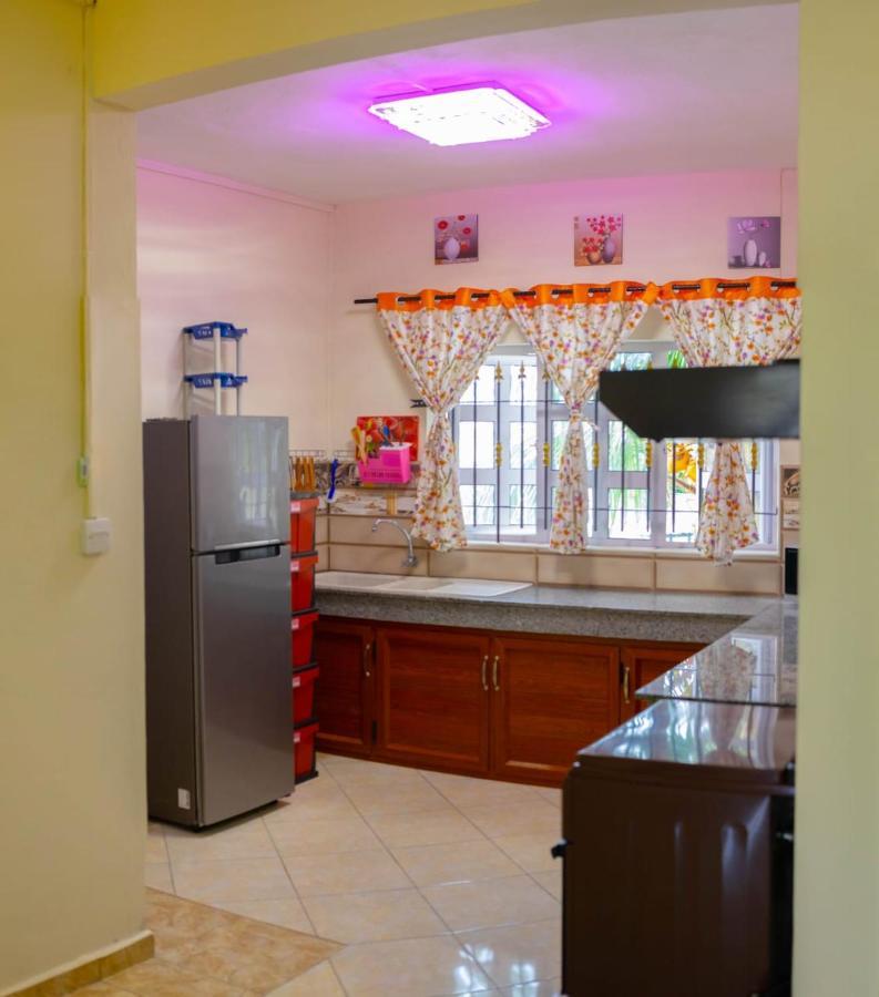 Rs Private With Pool,yard,wifi And 100mts To The * Flic en Flac