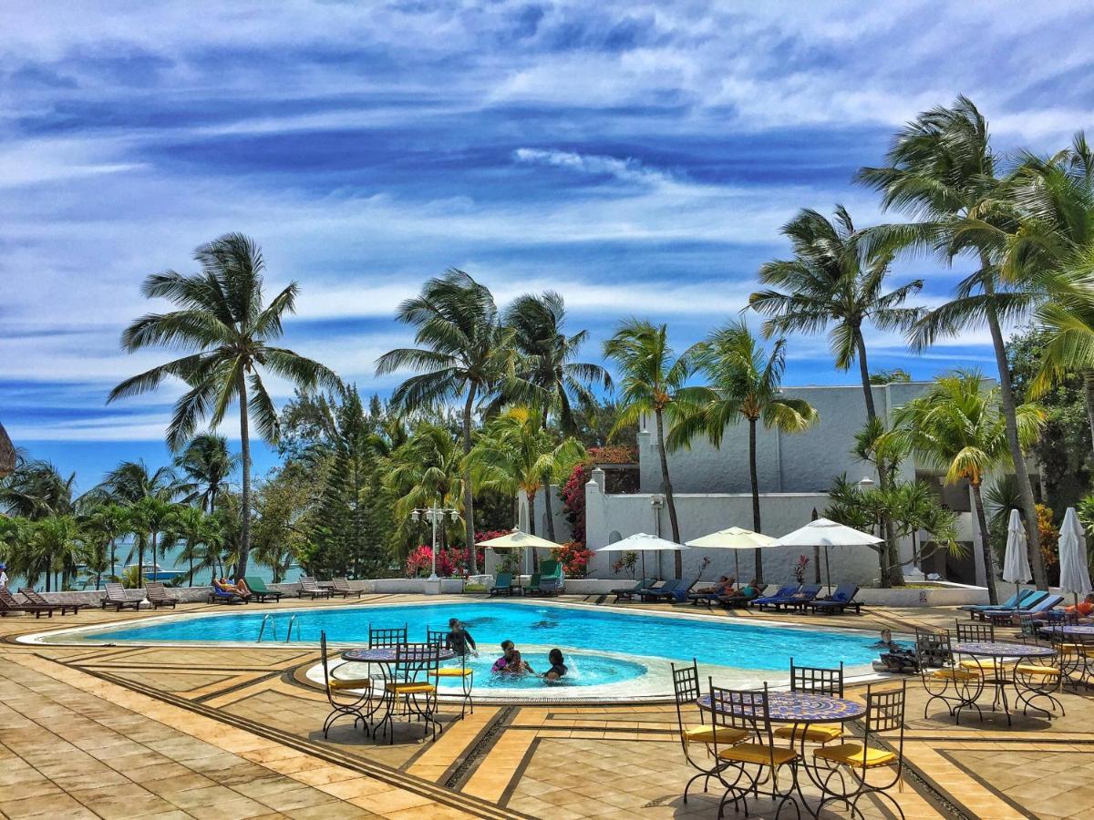 Hotel Casuarina And