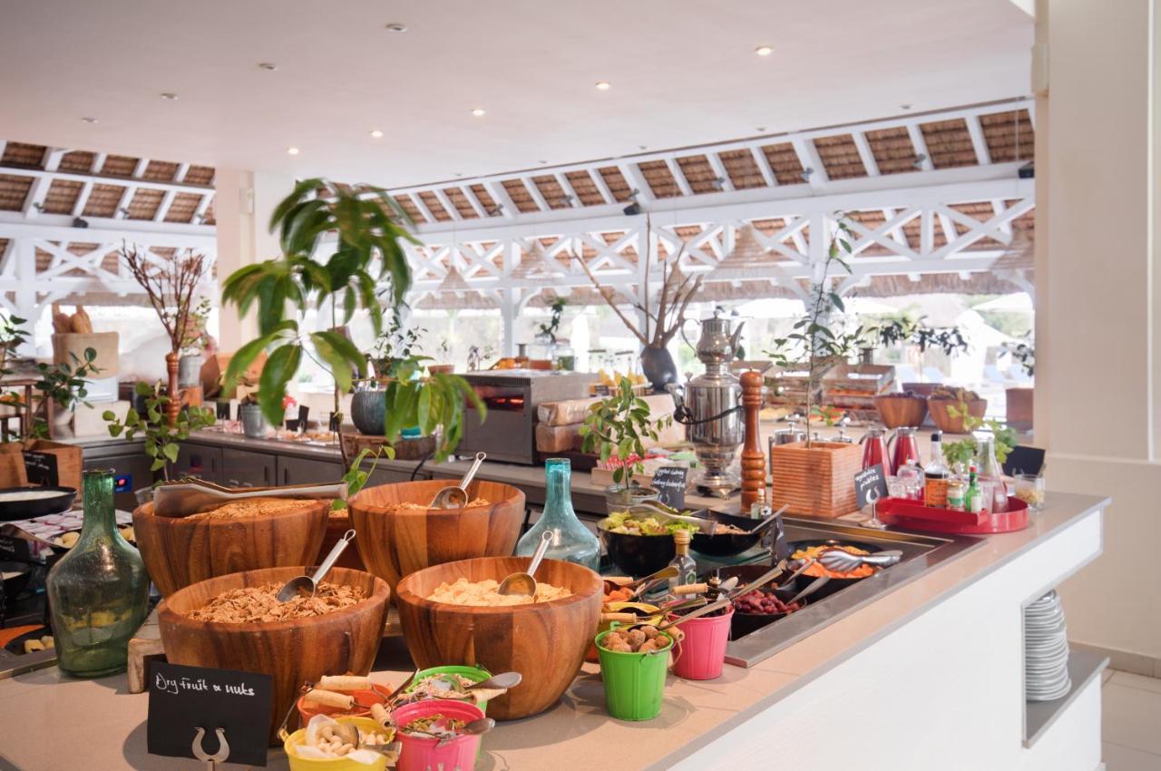 Radisson Blu Azuri & Resort 4*