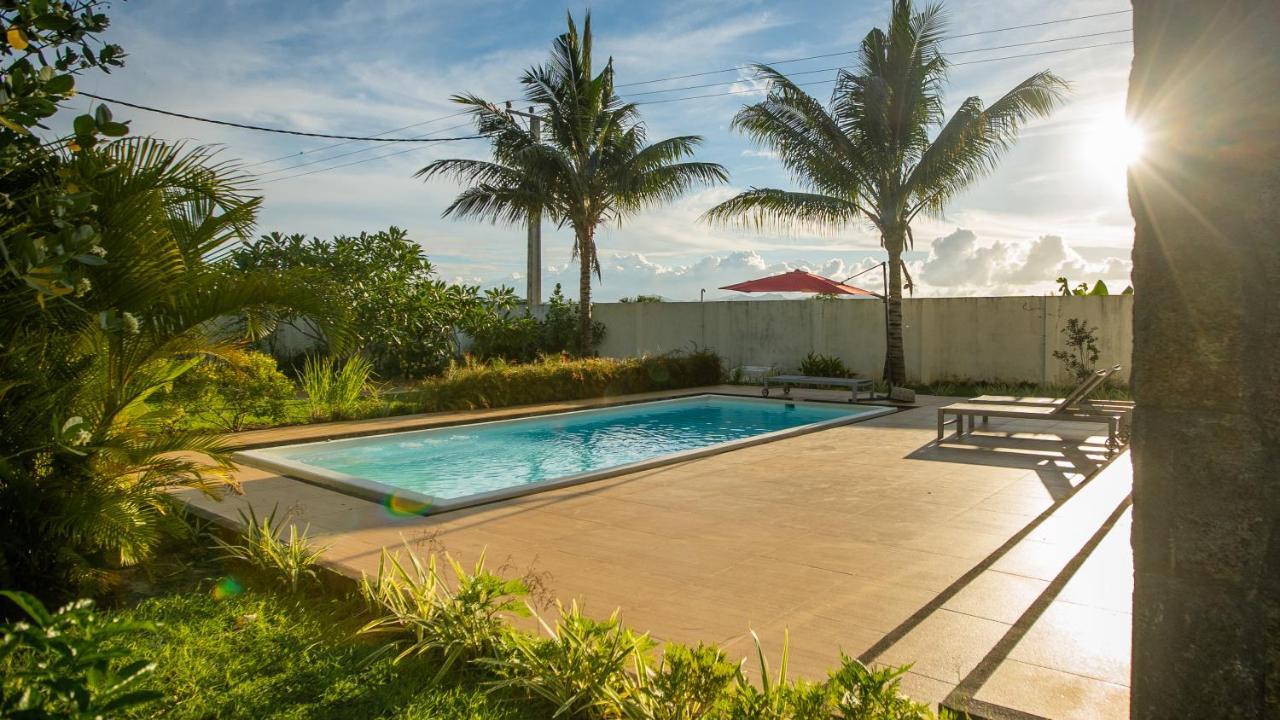 Angelou - Sunlit Getaway With Pool And Wifi *