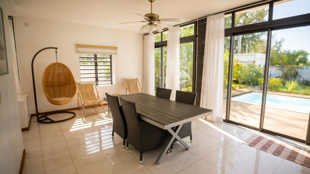 Angelou - Sunlit Getaway With Pool And Wifi * Belle Mare