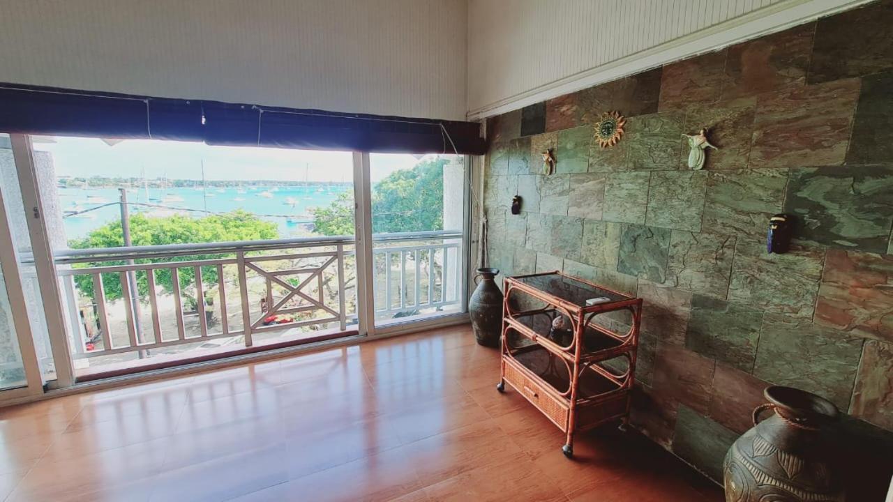 Beachfront Penthouse With Panoramic Ocean View Apartment