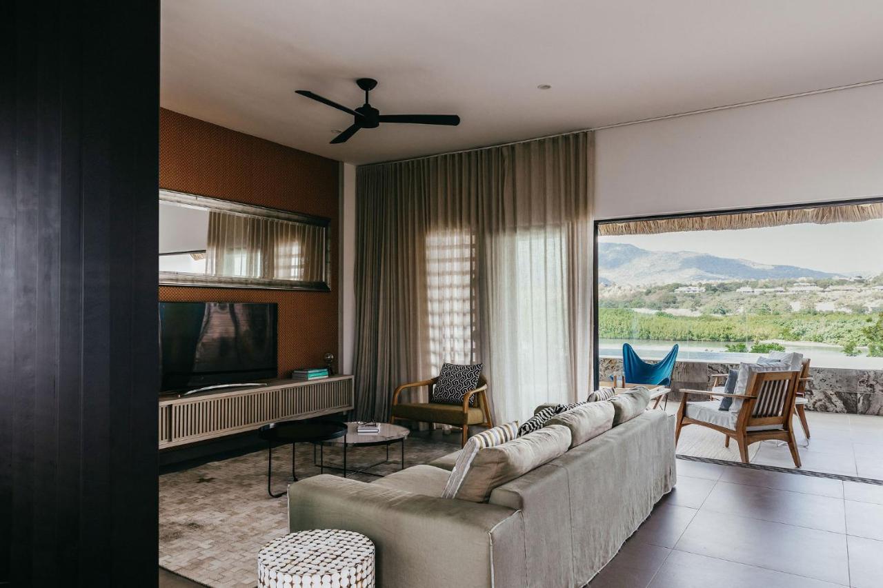 Penthouse Paradise - The Of The West Apartment Riviere Noire