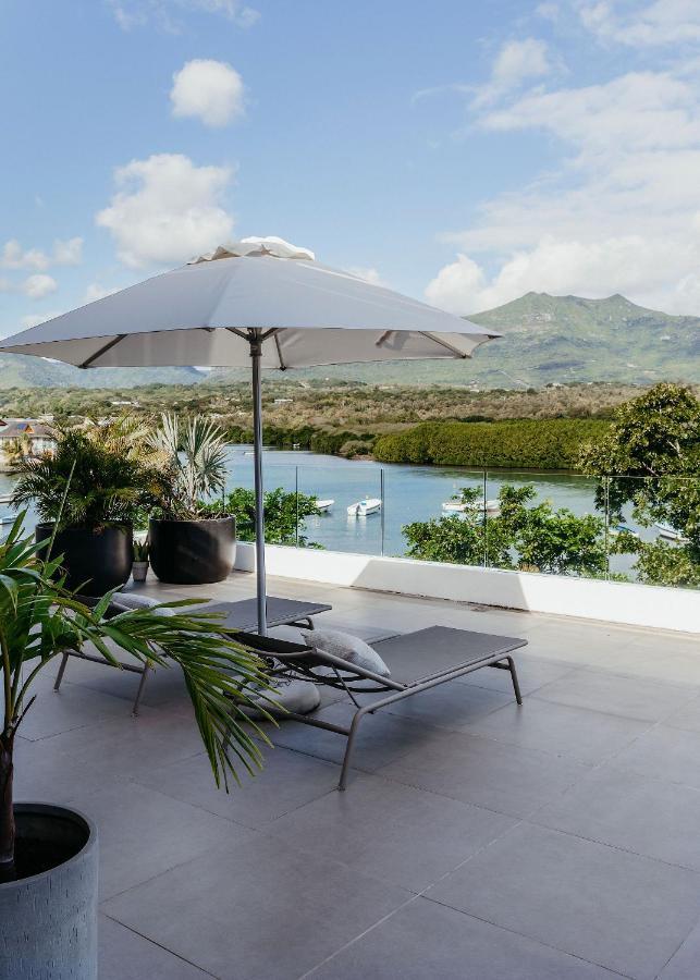 Penthouse Paradise - The Of The West Apartment Riviere Noire