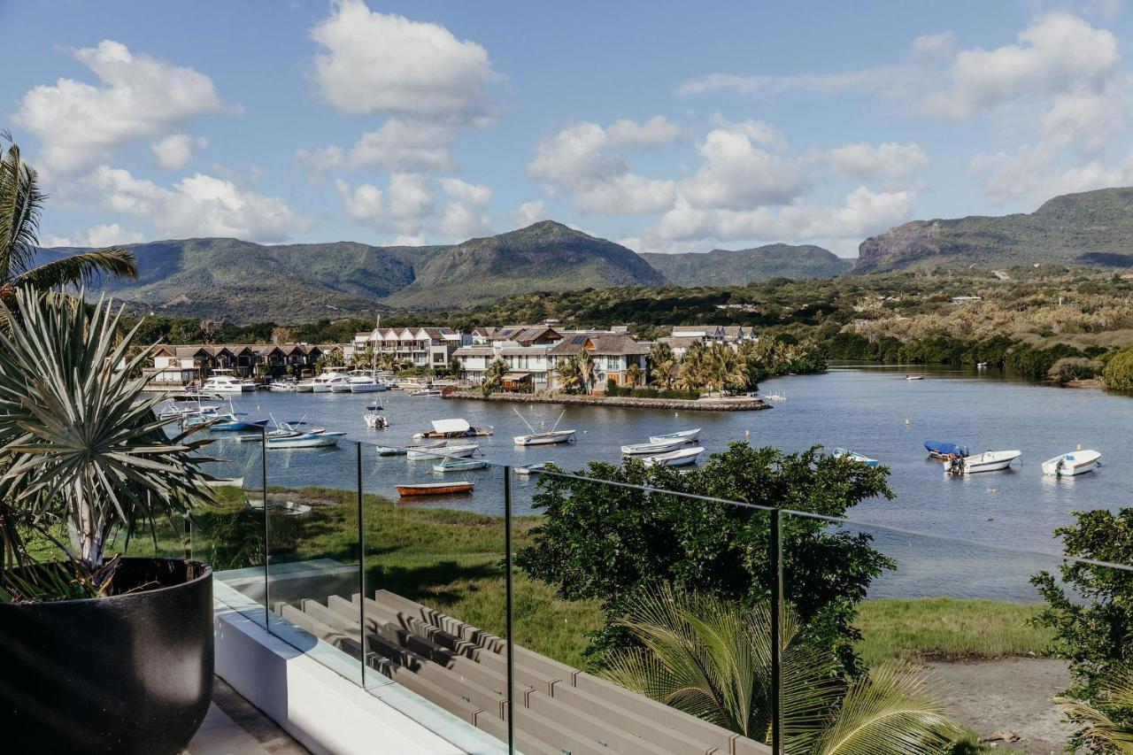 Penthouse Paradise - The Of The West Riviere Noire