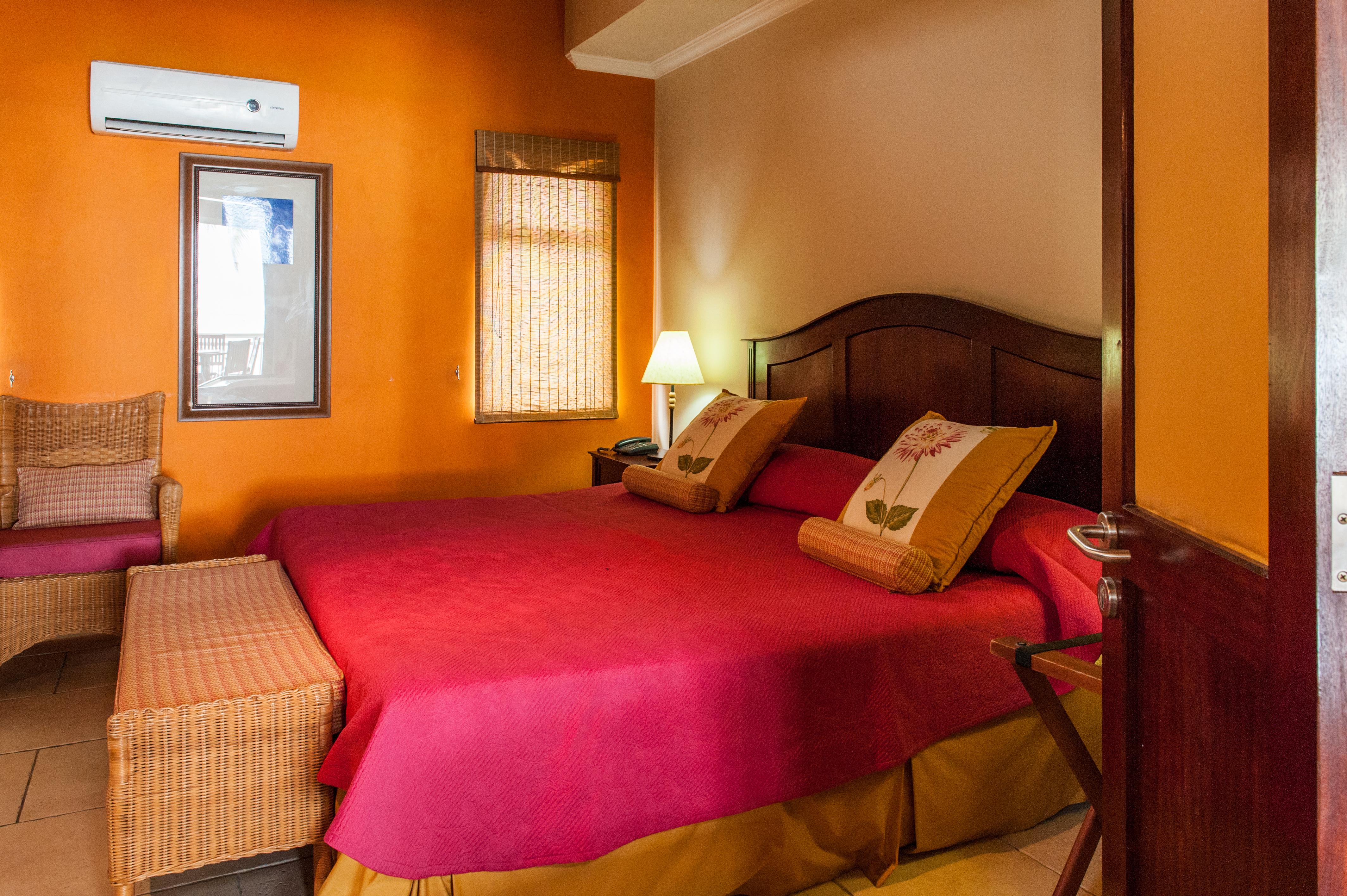 Villas Caroline Beach Hotel 3*