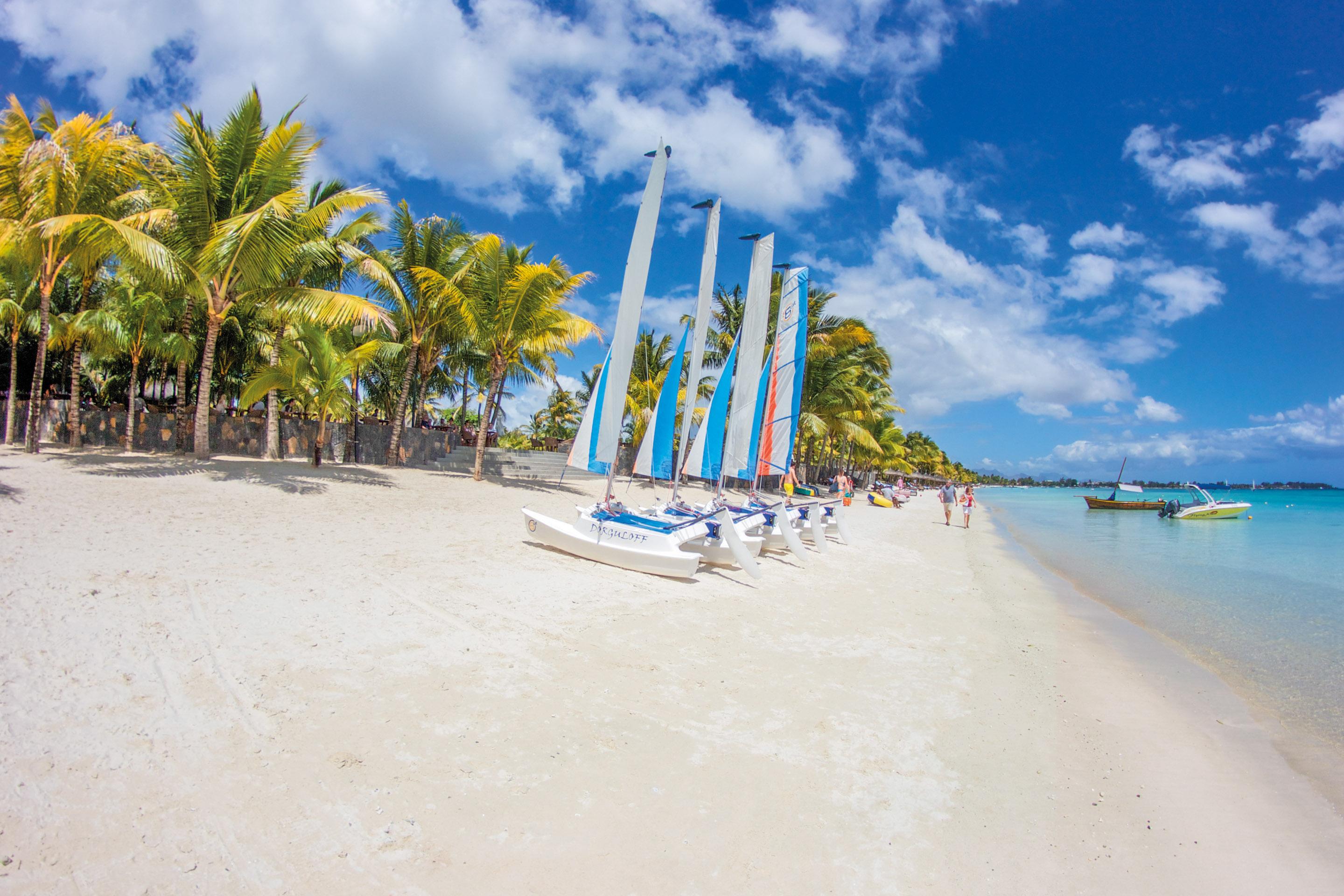 Beachcomber Golf Resort&spa 5* Trou aux Biches