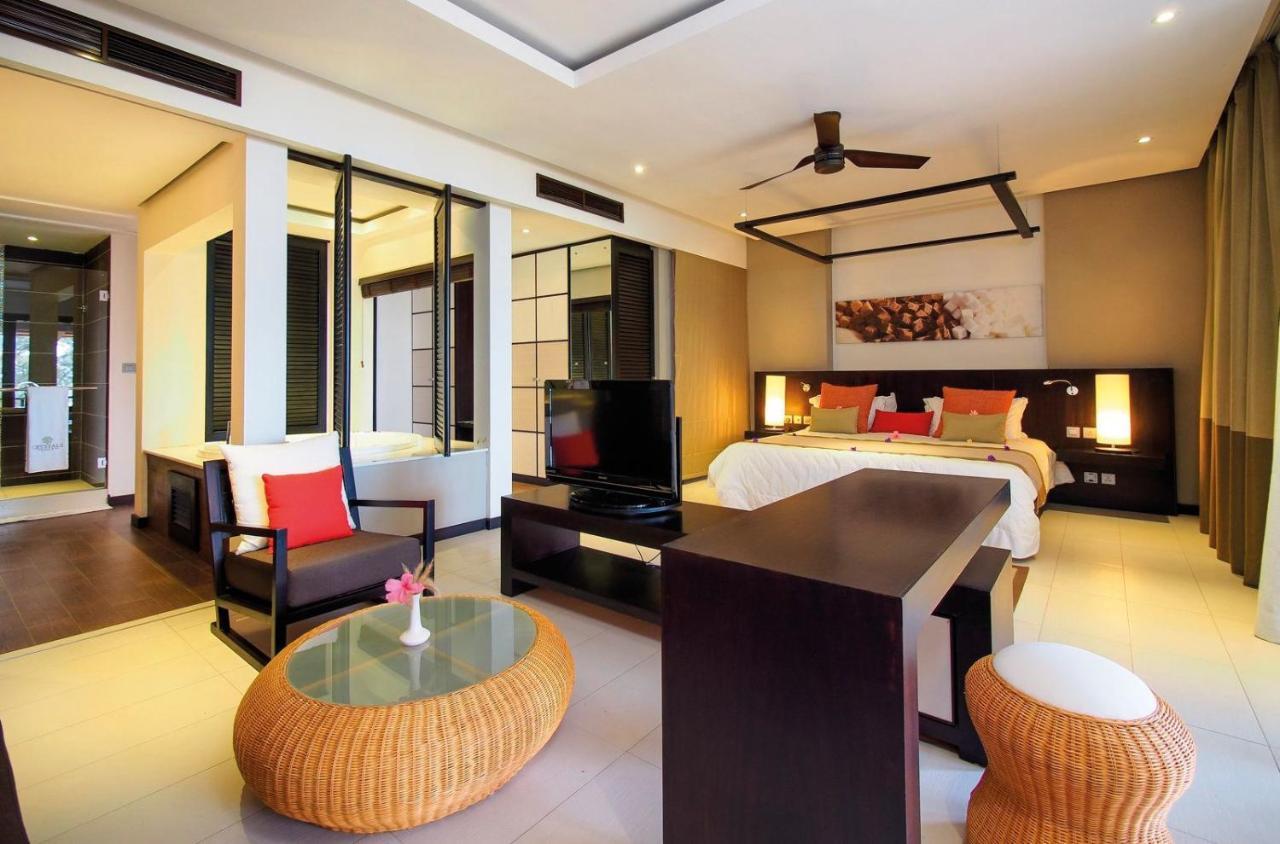 Hotel Crystals Belle Mare, A Member Of Radisson Individuals 4*