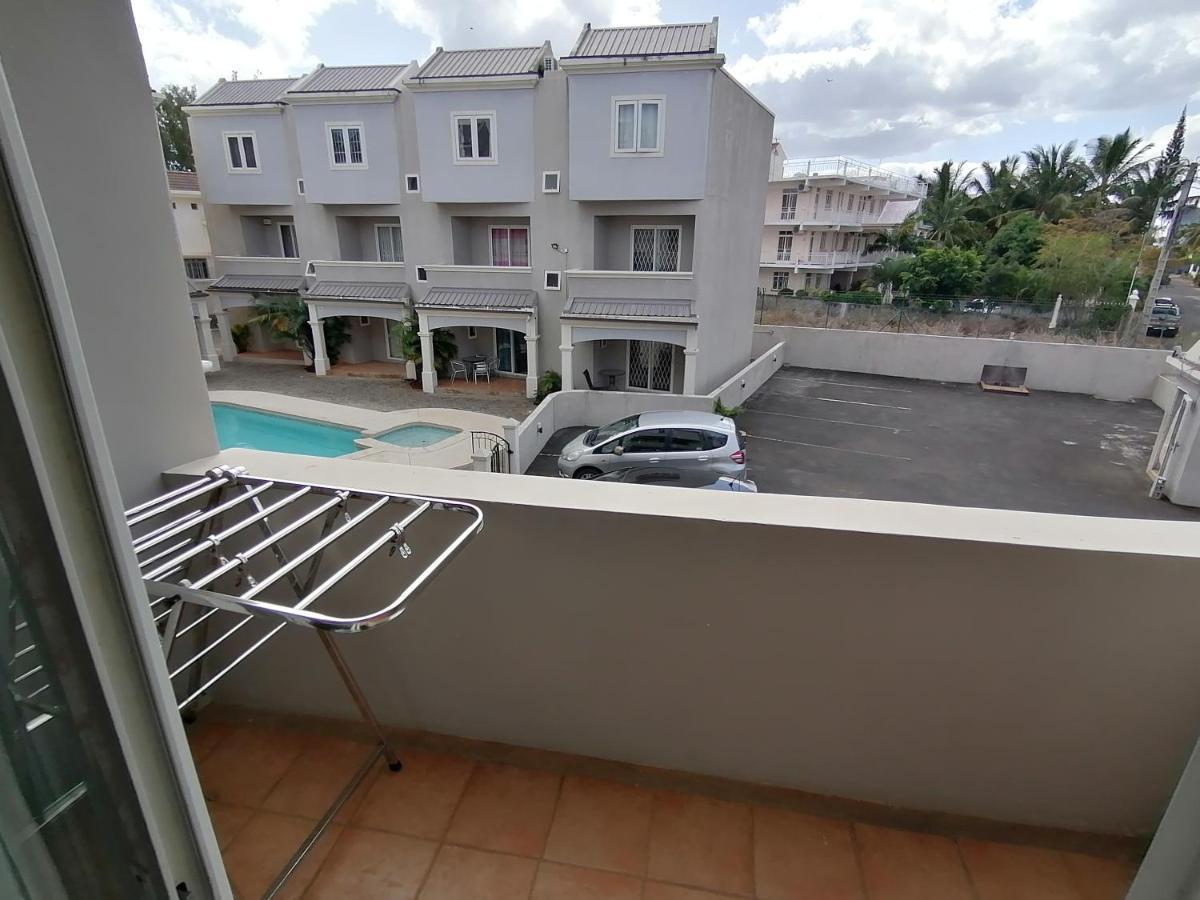 Montagu Apartment