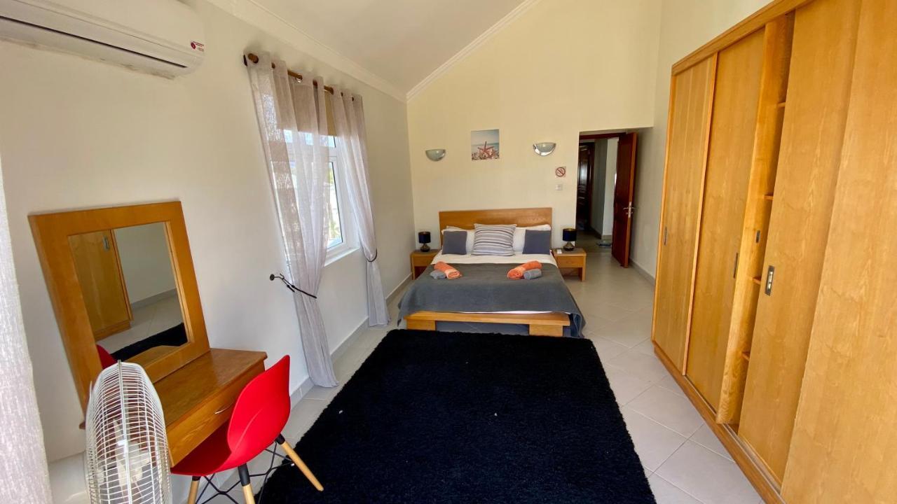Dove Court Penthouse, Apartamento