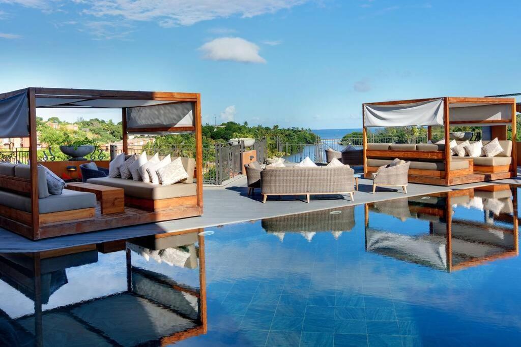 2-bedroom On River Mouth Apartment Terre Rouge (Mauricio)
