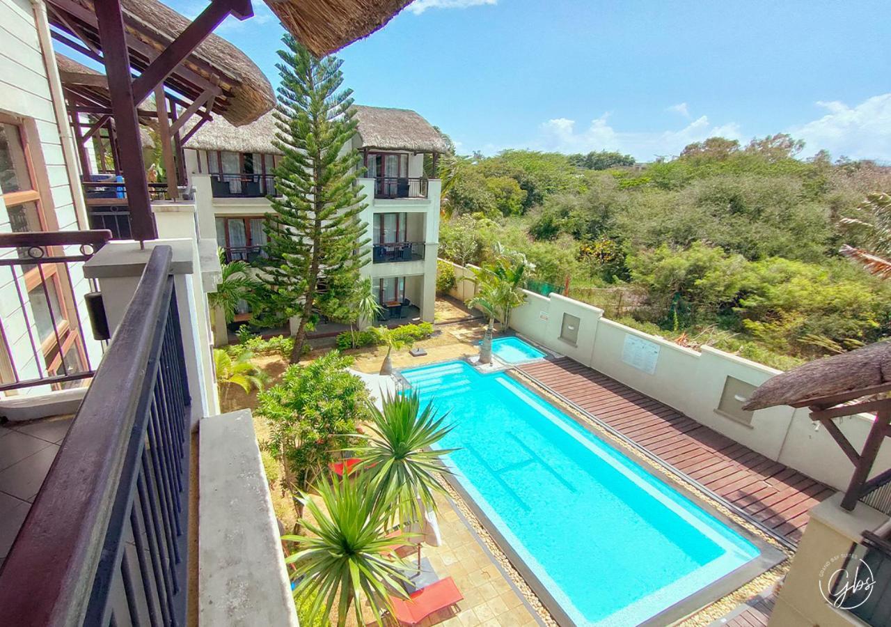 Aparthotel Grand Bay Suites