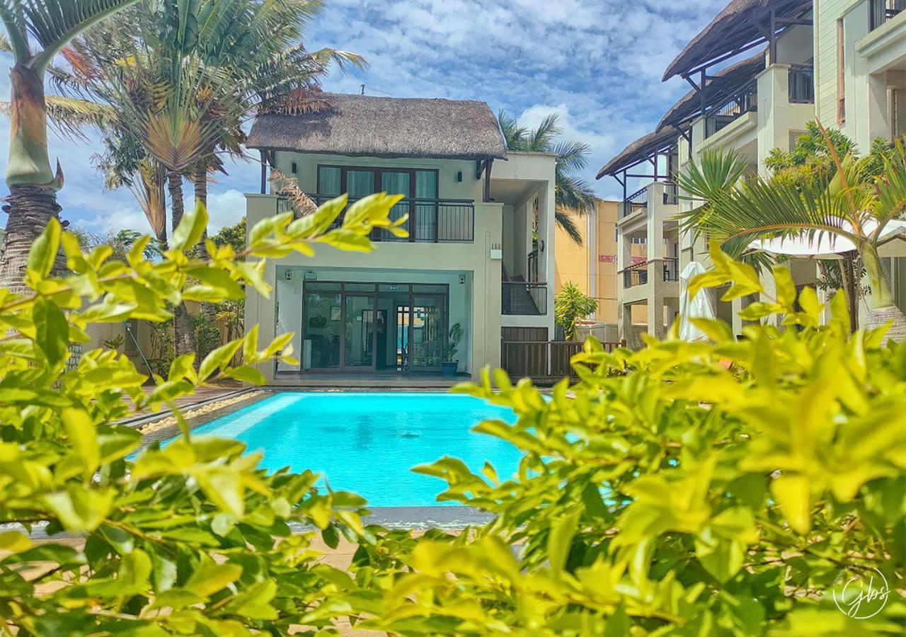 Grand Bay Suites 4*