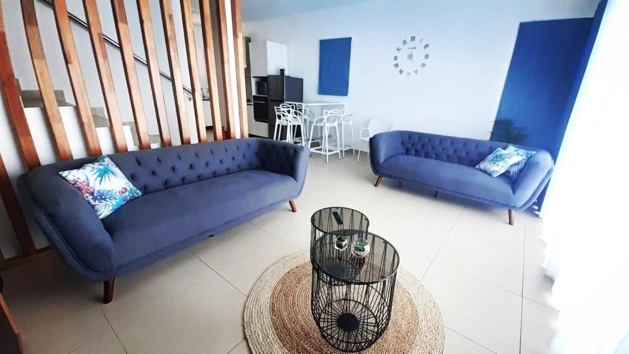 3bed With Private Pool And Rooftop With A Sea View In Flic-en-flac, Mauritius Guest house