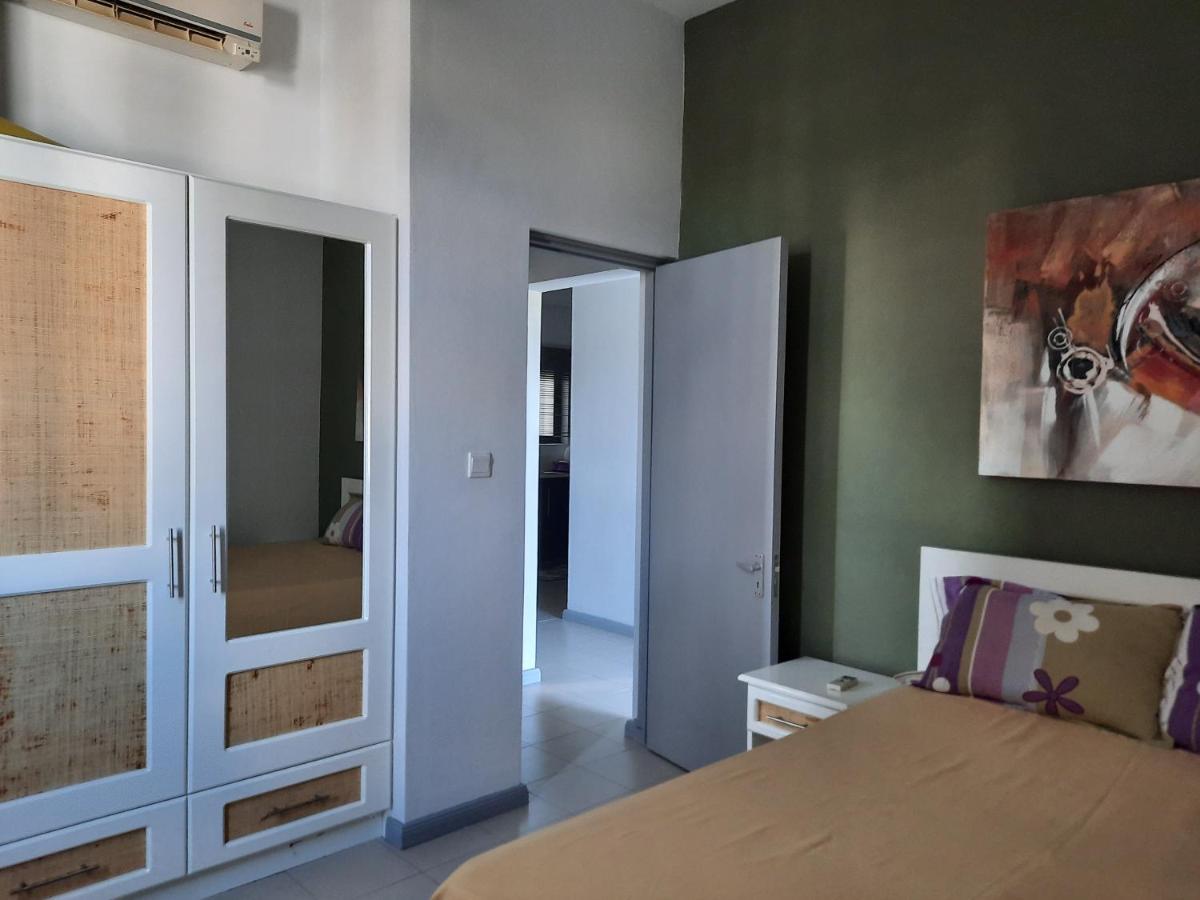 16, West Terrace * Flic en Flac