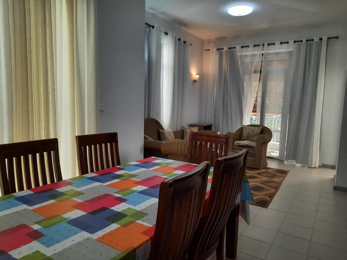 16, West Terrace Apartment *