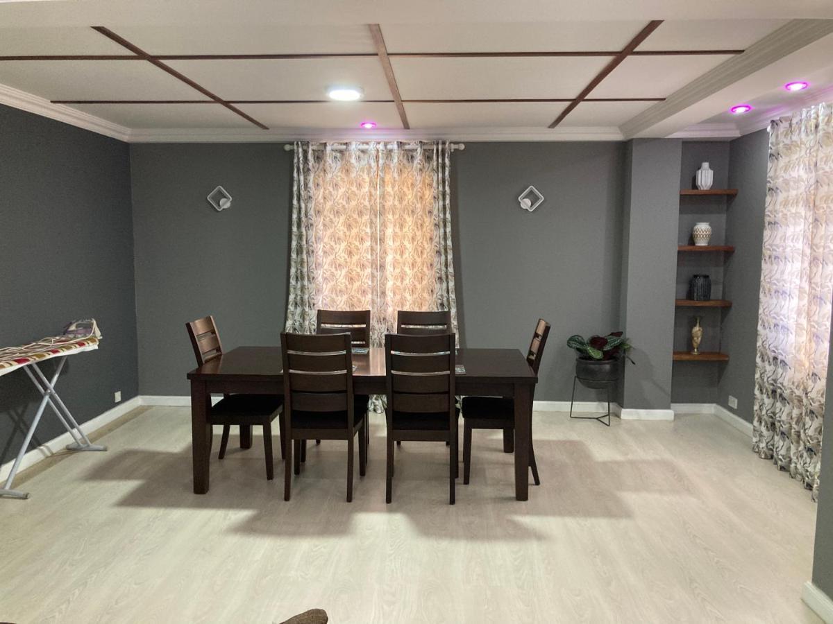 Dauphine Apartment *