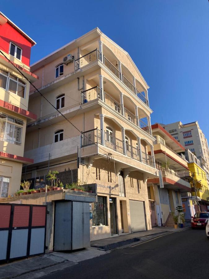 Dauphine * Port Louis