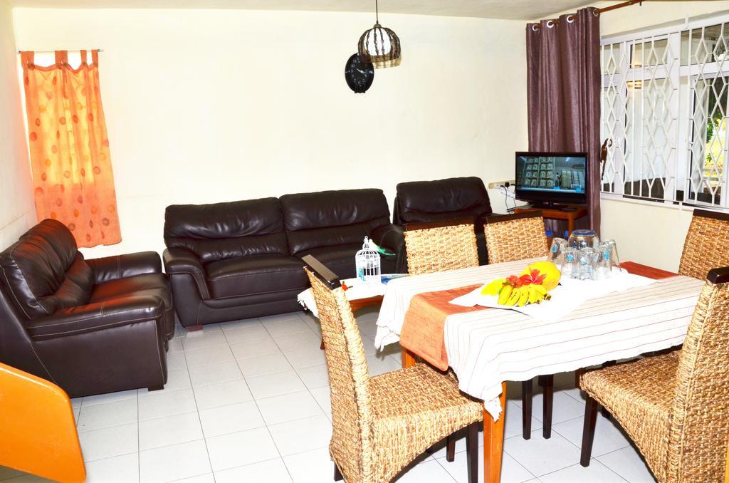 Cosy Villa Trou aux Biches