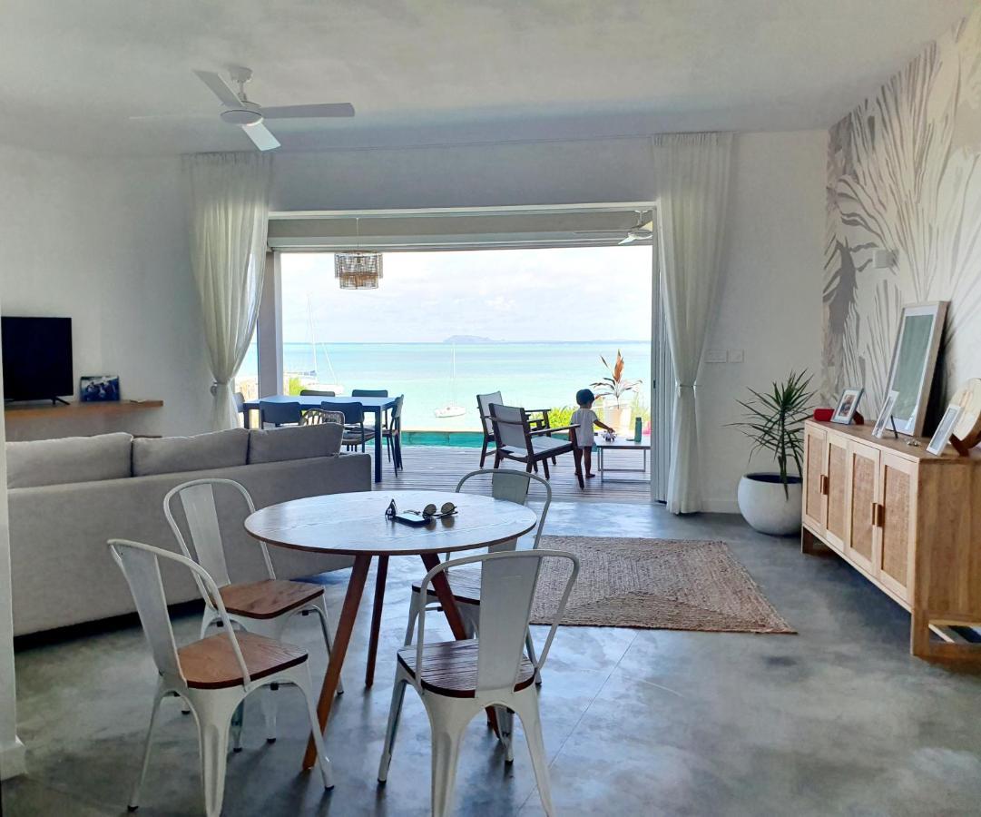 Luxury Beachfront With Private Pool - Jolly's Rock *
