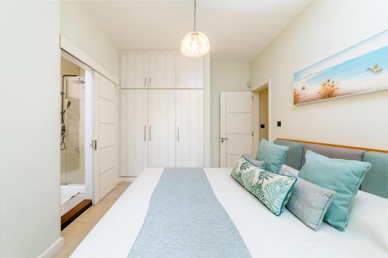 Beachcove No 10 Apartment